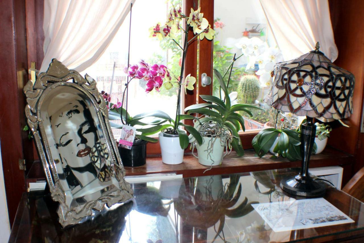 B&B Lili Salerno Bagian luar foto