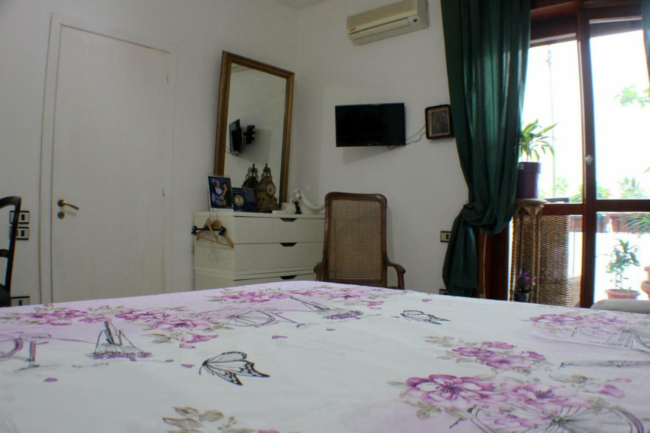 B&B Lili Salerno Bagian luar foto